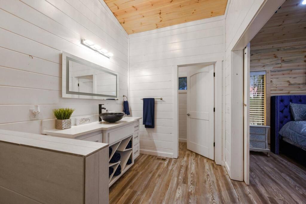 Diamond Cabin W/ Jet Shower & Secluded Back Deck! Broken Bow Exterior foto