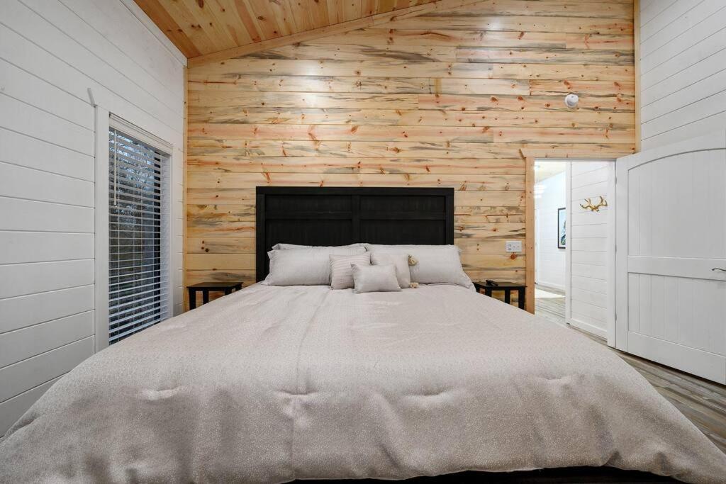 Diamond Cabin W/ Jet Shower & Secluded Back Deck! Broken Bow Exterior foto